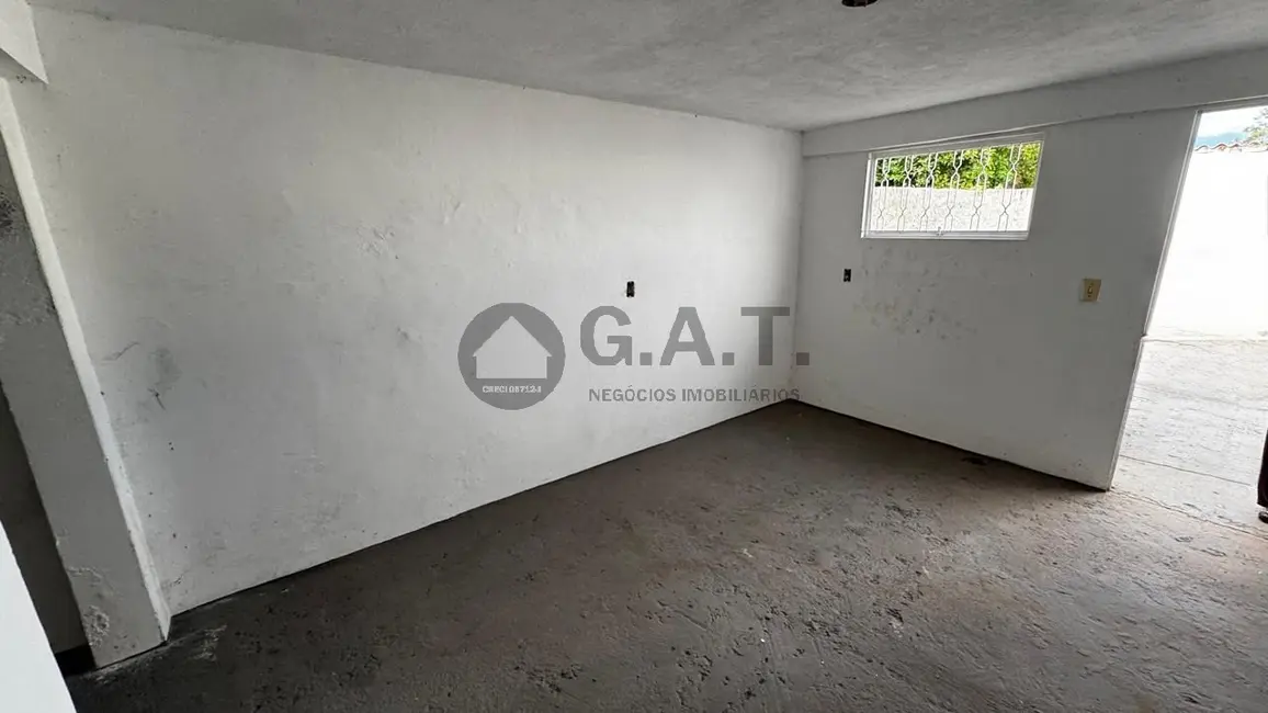 Foto 6 de Casa com 2 quartos à venda, 145m2 em Lopes de Oliveira, Sorocaba - SP