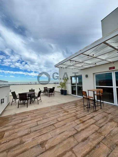 Foto 2 de Apartamento com 2 quartos para alugar, 50m2 em Aparecidinha, Sorocaba - SP