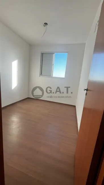 Foto 5 de Apartamento com 2 quartos para alugar, 50m2 em Aparecidinha, Sorocaba - SP