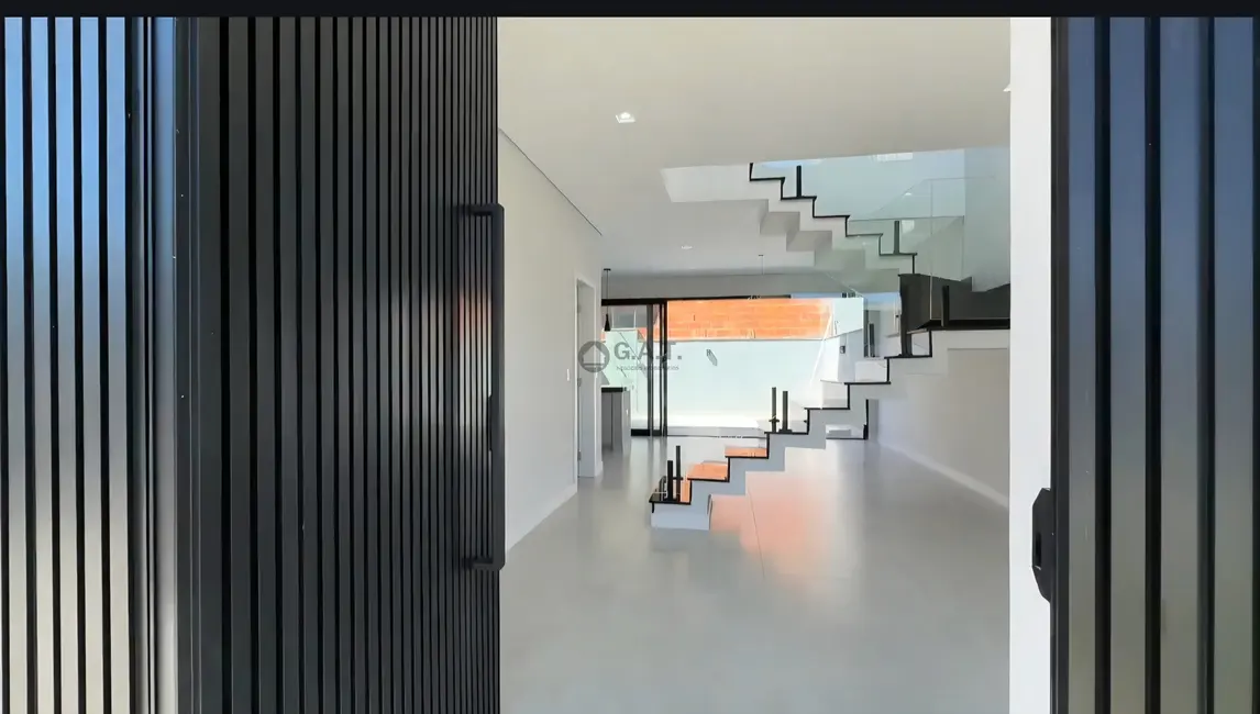 Casa de Condomínio com 3 quartos à venda, 165m2 em Cajuru do Sul, Sorocaba - SP - imagem 2 Foto 2 de Casa de Condomínio com 3 quartos à venda, 165m2 em Cajuru do Sul, Sorocaba - SP