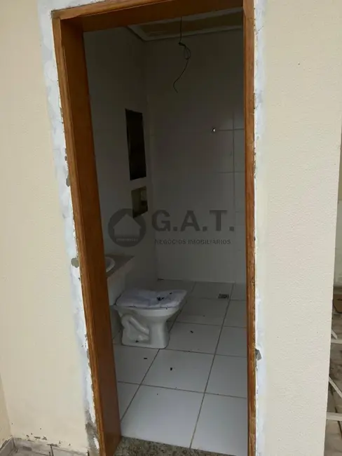 Foto 8 de Casa com 3 quartos à venda, 232m2 em Aracoiaba Da Serra - SP