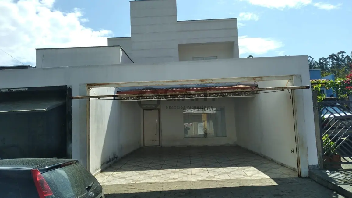 Foto 1 de Casa com 3 quartos à venda, 232m2 em Aracoiaba Da Serra - SP