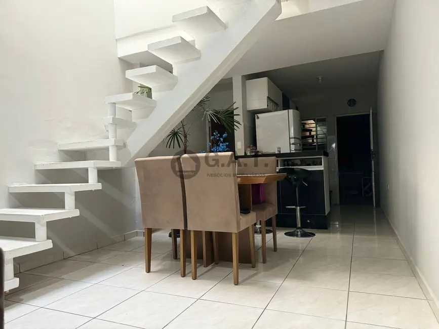 Casa com 2 quartos à venda, 150m2 em Jardim Santa Marta, Sorocaba - SP - imagem 6 Foto 6 de Casa com 2 quartos à venda, 150m2 em Jardim Santa Marta, Sorocaba - SP
