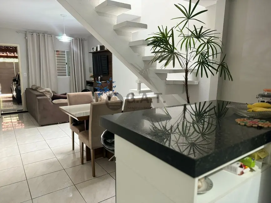 Casa com 2 quartos à venda, 150m2 em Jardim Santa Marta, Sorocaba - SP - imagem 9 Foto 9 de Casa com 2 quartos à venda, 150m2 em Jardim Santa Marta, Sorocaba - SP