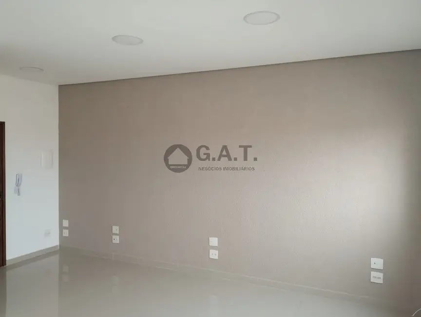 Sala Comercial para alugar, 33m2 em Jardim Santa Rosália, Sorocaba - SP - imagem 1 Foto 1 de Sala Comercial para alugar, 33m2 em Jardim Santa Rosália, Sorocaba - SP