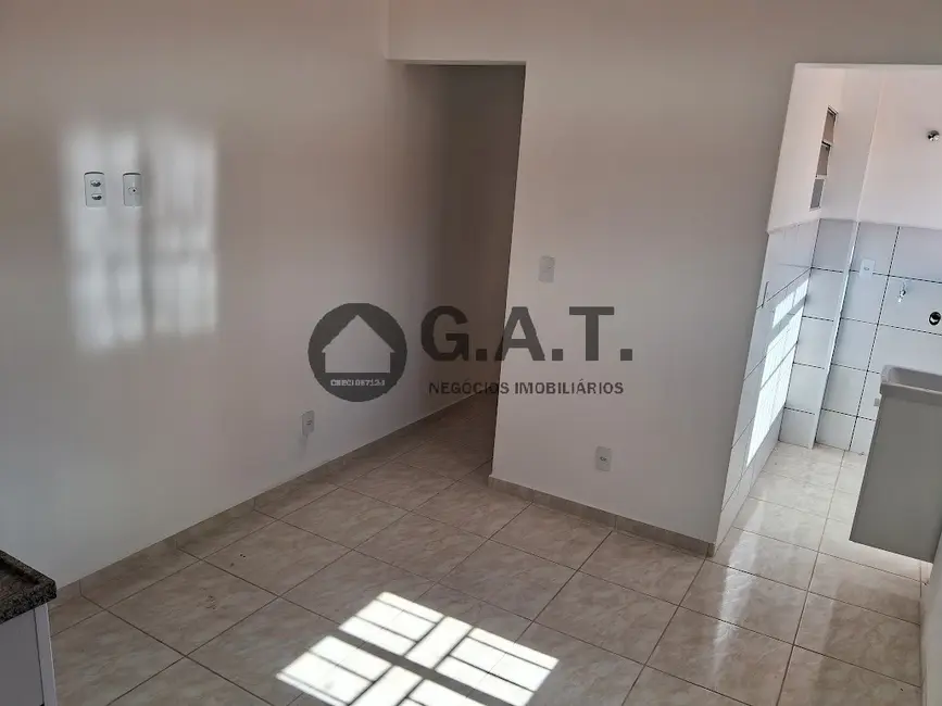 Foto 5 de Kitnet com 1 quarto para alugar, 21m2 em Jardim Vergueiro, Sorocaba - SP