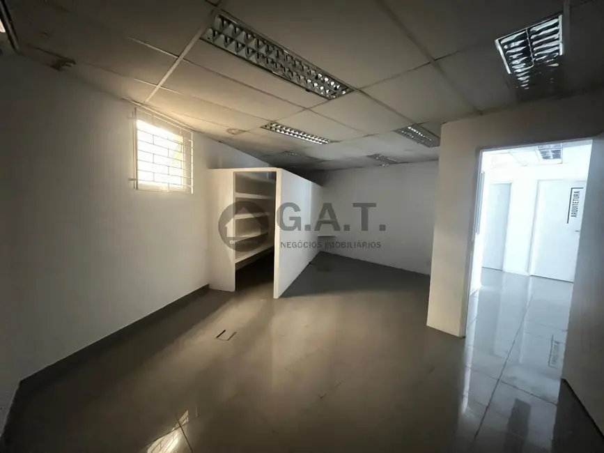 Sala Comercial para alugar, 636m2 em Vila Augusta, Sorocaba - SP - imagem 7 Foto 7 de Sala Comercial para alugar, 636m2 em Vila Augusta, Sorocaba - SP