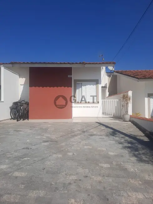 Casa de Condomínio com 3 quartos à venda, 67m2 em Wanel Ville, Sorocaba - SP - imagem 2 Foto 2 de Casa de Condomínio com 3 quartos à venda, 67m2 em Wanel Ville, Sorocaba - SP