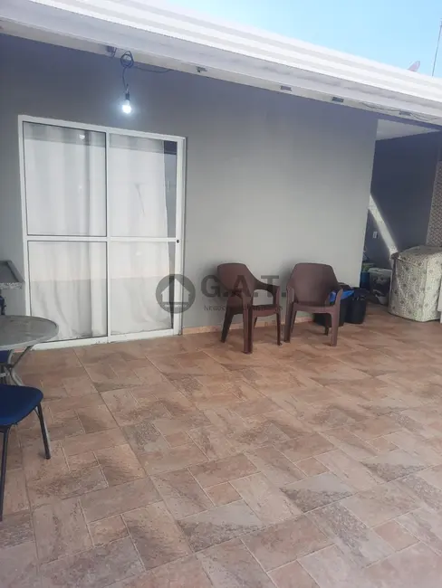 Casa de Condomínio com 3 quartos à venda, 67m2 em Wanel Ville, Sorocaba - SP - imagem 3 Foto 3 de Casa de Condomínio com 3 quartos à venda, 67m2 em Wanel Ville, Sorocaba - SP