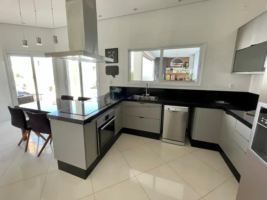 Foto 8 de Casa de Condomínio com 4 quartos à venda, 290m2 em Aparecidinha, Sorocaba - SP