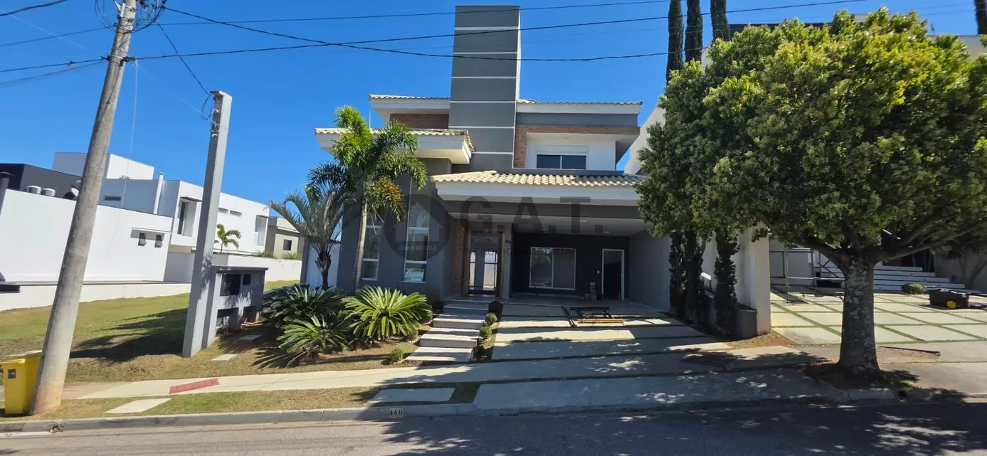 Casa de Condomínio com 3 quartos à venda, 290m2 em Jardim Residencial Chácara Ondina, Sorocaba - SP - imagem 3 Foto 3 de Casa de Condomínio com 3 quartos à venda, 290m2 em Jardim Residencial Chácara Ondina, Sorocaba - SP