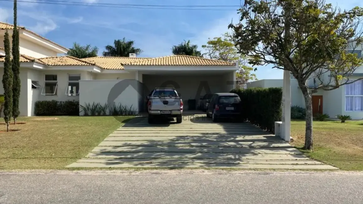 Foto 2 de Casa de Condomínio com 4 quartos à venda, 430m2 em Aracoiaba Da Serra - SP