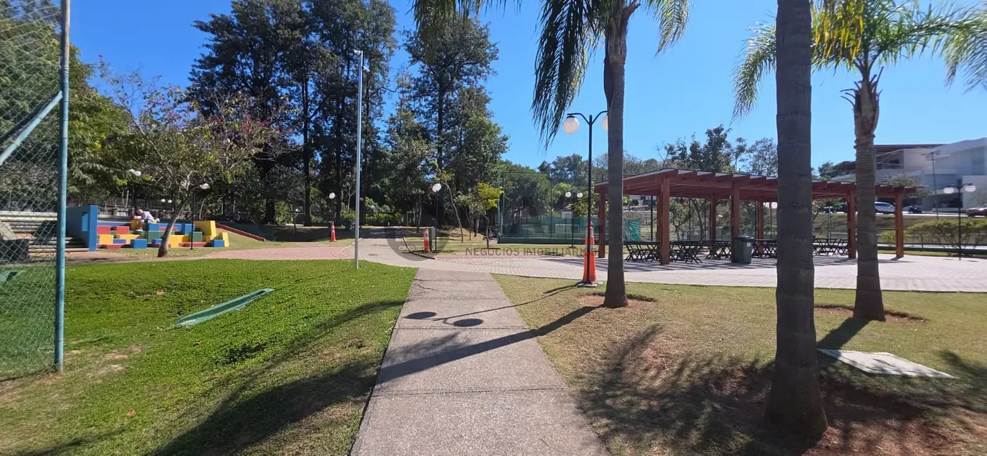 Casa de Condomínio com 3 quartos para alugar, 290m2 em Jardim Residencial Chácara Ondina, Sorocaba - SP - imagem 4 Foto 4 de Casa de Condomínio com 3 quartos para alugar, 290m2 em Jardim Residencial Chácara Ondina, Sorocaba - SP