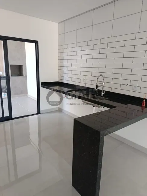 Casa de Condomínio com 3 quartos à venda, 108m2 em Cajuru do Sul, Sorocaba - SP - imagem 7 Foto 7 de Casa de Condomínio com 3 quartos à venda, 108m2 em Cajuru do Sul, Sorocaba - SP