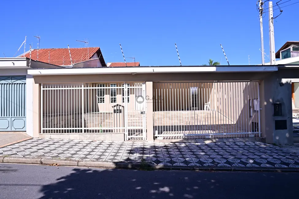 Foto 1 de Casa com 3 quartos à venda, 230m2 em Vila Gabriel, Sorocaba - SP