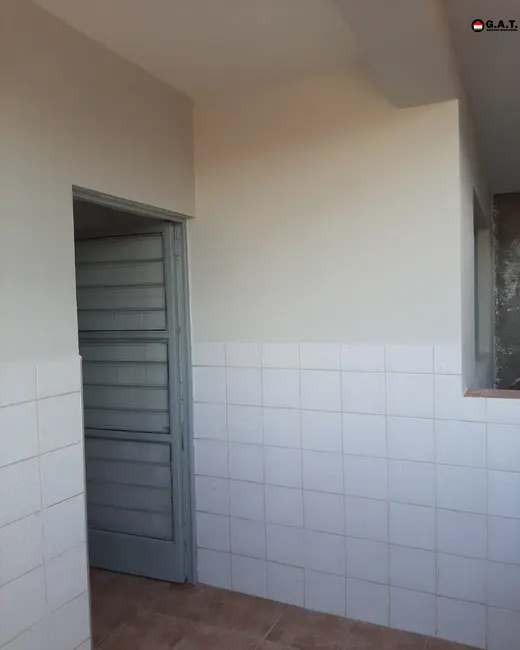 Sala Comercial com 2 quartos para alugar, 90m2 em Jardim Santa Rosália, Sorocaba - SP - imagem 3 Foto 3 de Sala Comercial com 2 quartos para alugar, 90m2 em Jardim Santa Rosália, Sorocaba - SP