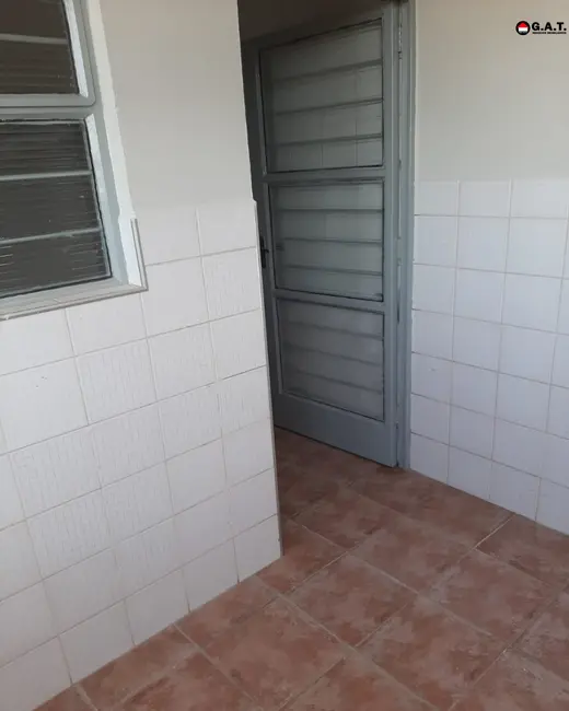Sala Comercial com 2 quartos para alugar, 90m2 em Jardim Santa Rosália, Sorocaba - SP - imagem 6 Foto 6 de Sala Comercial com 2 quartos para alugar, 90m2 em Jardim Santa Rosália, Sorocaba - SP