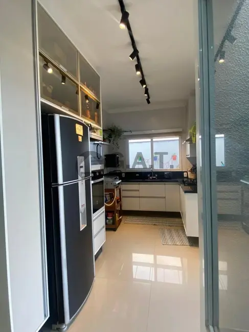 Casa de Condomínio com 3 quartos à venda, 170m2 em Parque Ibiti Reserva, Sorocaba - SP - imagem 3 Foto 3 de Casa de Condomínio com 3 quartos à venda, 170m2 em Parque Ibiti Reserva, Sorocaba - SP