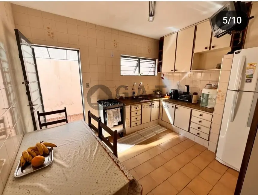 Casa com 3 quartos à venda, 264m2 em Vila Barcelona, Sorocaba - SP - imagem 6 Foto 6 de Casa com 3 quartos à venda, 264m2 em Vila Barcelona, Sorocaba - SP