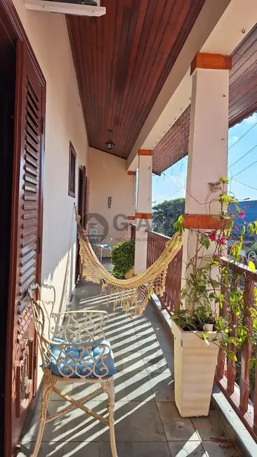 Casa com 3 quartos à venda, 402m2 em Jardim Saira, Sorocaba - SP - imagem 2 Foto 2 de Casa com 3 quartos à venda, 402m2 em Jardim Saira, Sorocaba - SP
