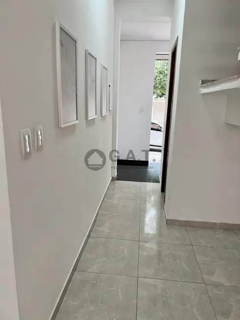 Casa de Condomínio com 3 quartos para alugar, 200m2 em Wanel Ville, Sorocaba - SP - imagem 8 Foto 8 de Casa de Condomínio com 3 quartos para alugar, 200m2 em Wanel Ville, Sorocaba - SP