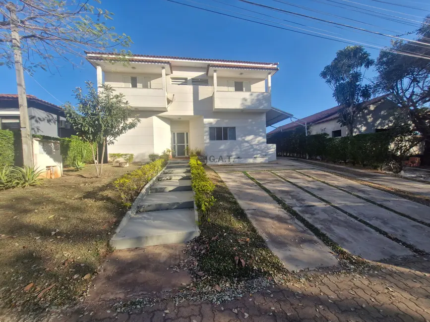Casa de Condomínio com 6 quartos à venda, 380m2 em Vivendas do Lago, Sorocaba - SP - imagem 2 Foto 2 de Casa de Condomínio com 6 quartos à venda, 380m2 em Vivendas do Lago, Sorocaba - SP