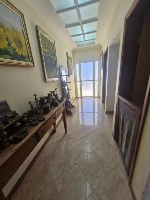 Casa de Condomínio com 6 quartos à venda, 380m2 em Vivendas do Lago, Sorocaba - SP - imagem 3 Foto 3 de Casa de Condomínio com 6 quartos à venda, 380m2 em Vivendas do Lago, Sorocaba - SP