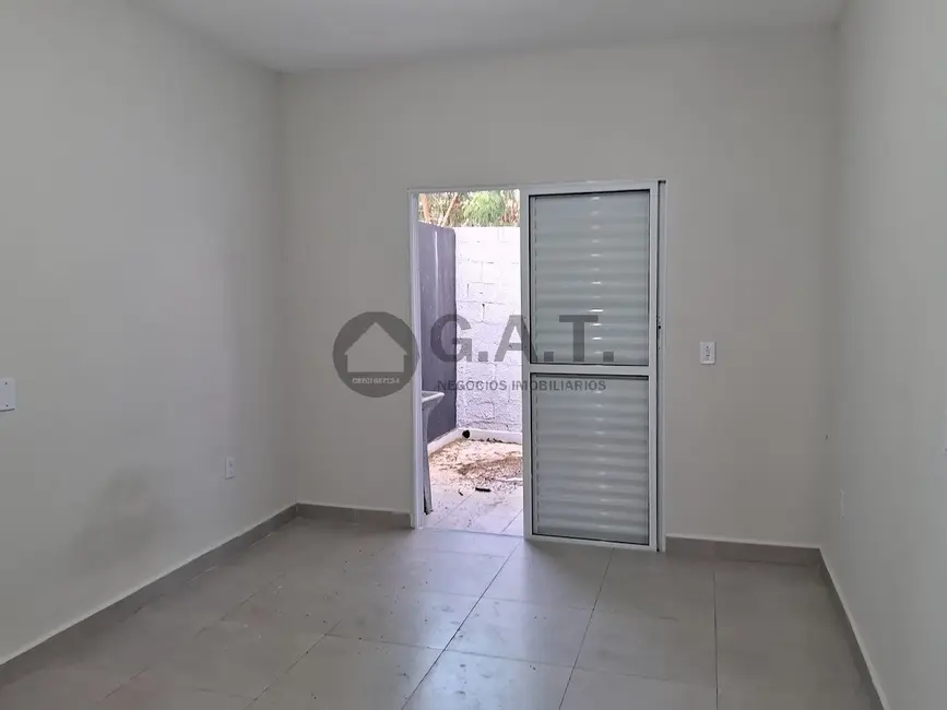 Casa com 1 quarto para alugar, 40m2 em Vila Barão, Sorocaba - SP - imagem 9 Foto 9 de Casa com 1 quarto para alugar, 40m2 em Vila Barão, Sorocaba - SP