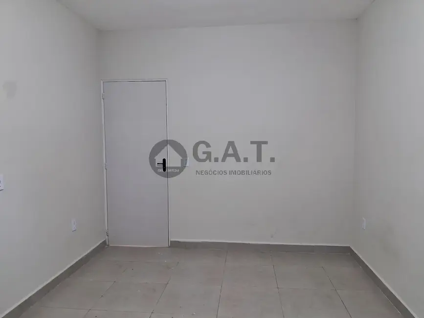 Casa com 1 quarto para alugar, 40m2 em Vila Barão, Sorocaba - SP - imagem 8 Foto 8 de Casa com 1 quarto para alugar, 40m2 em Vila Barão, Sorocaba - SP