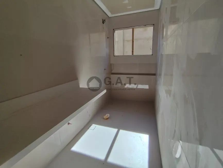Foto 9 de Casa de Condomínio com 3 quartos à venda, 219m2 em Votorantim - SP