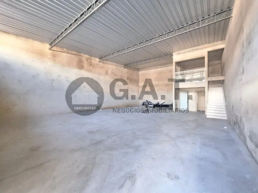 Foto 3 de Armazém / Galpão para alugar, 273m2 em Parque Manchester, Sorocaba - SP