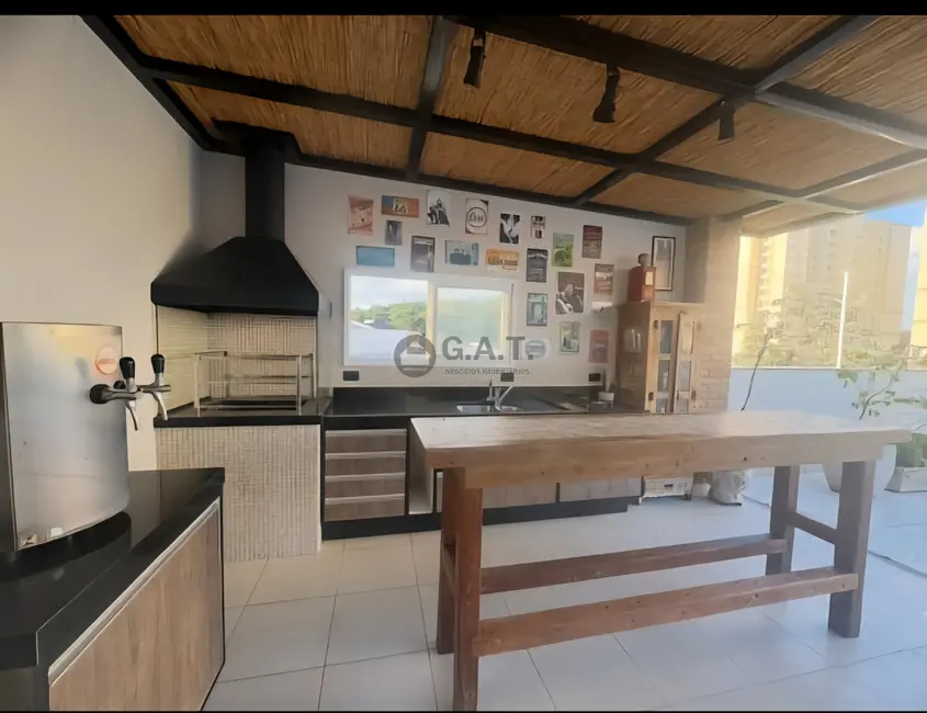 Casa de Condomínio com 3 quartos à venda, 250m2 em Vila Haro, Sorocaba - SP - imagem 3 Foto 3 de Casa de Condomínio com 3 quartos à venda, 250m2 em Vila Haro, Sorocaba - SP