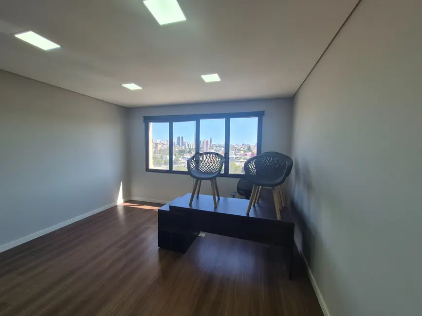 Sala Comercial para alugar, 45m2 em Vila Hortência, Sorocaba - SP - imagem 2 Foto 2 de Sala Comercial para alugar, 45m2 em Vila Hortência, Sorocaba - SP