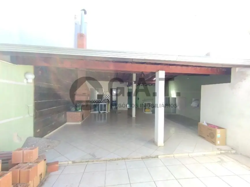 Sala Comercial para alugar, 198m2 em Jardim São Carlos, Sorocaba - SP - imagem 2 Foto 2 de Sala Comercial para alugar, 198m2 em Jardim São Carlos, Sorocaba - SP