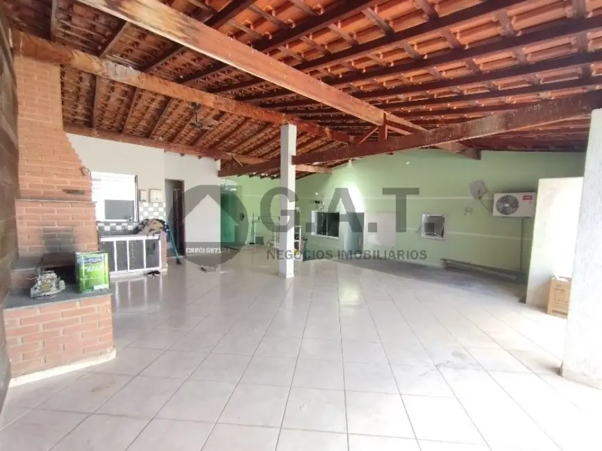 Sala Comercial para alugar, 198m2 em Jardim São Carlos, Sorocaba - SP - imagem 9 Foto 9 de Sala Comercial para alugar, 198m2 em Jardim São Carlos, Sorocaba - SP