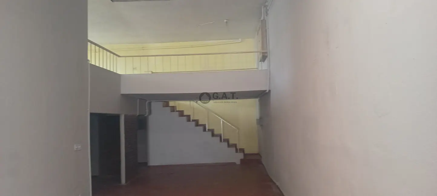 Foto 1 de Armazém / Galpão para alugar, 228m2 em Vila Lucy, Sorocaba - SP