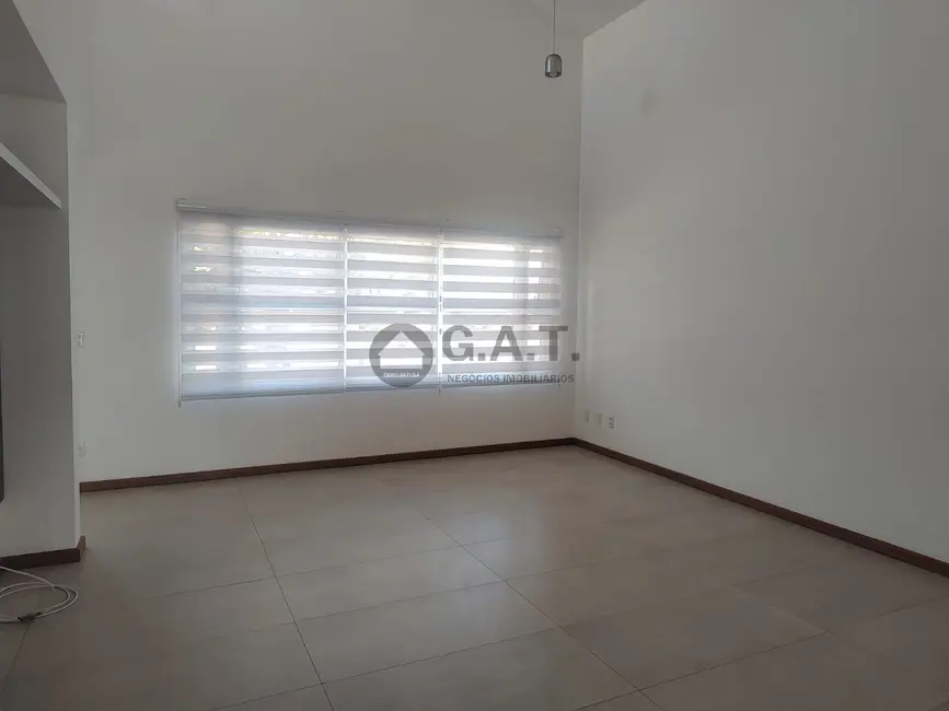 Foto 9 de Casa de Condomínio com 3 quartos para alugar, 250m2 em Sorocaba - SP