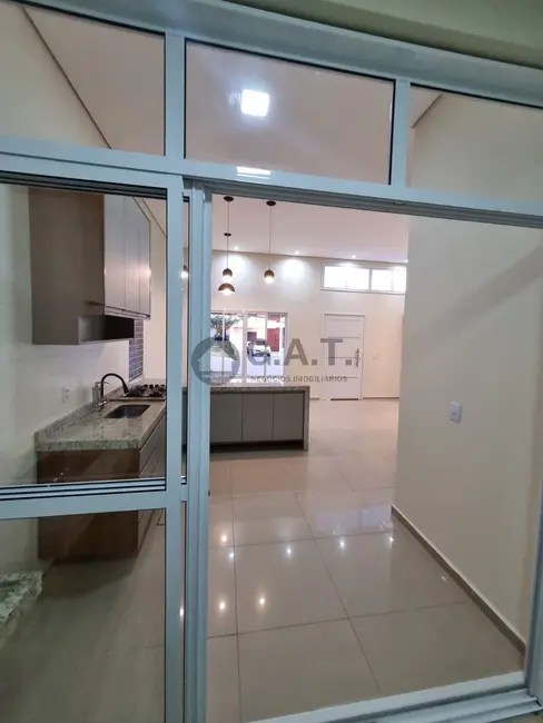 Casa de Condomínio com 3 quartos à venda, 80m2 em Horto Florestal, Sorocaba - SP - imagem 2 Foto 2 de Casa de Condomínio com 3 quartos à venda, 80m2 em Horto Florestal, Sorocaba - SP