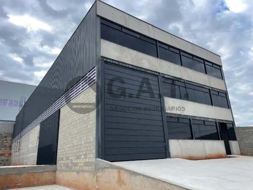 Foto 3 de Armazém / Galpão à venda, 765m2 em Parque Empresarial das Mangueiras, Sorocaba - SP