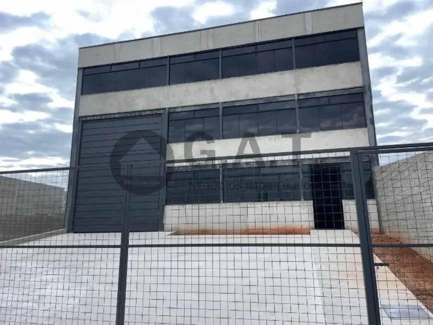 Foto 1 de Armazém / Galpão à venda, 765m2 em Parque Empresarial das Mangueiras, Sorocaba - SP