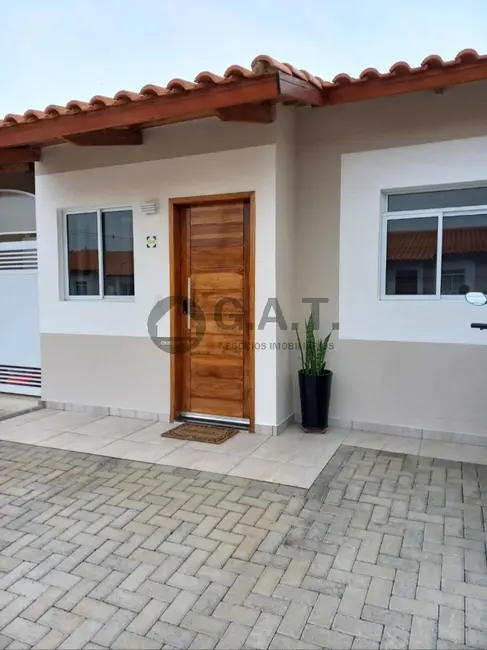 Foto 4 de Casa de Condomínio com 2 quartos à venda, 66m2 em Conjunto Habitacional Júlio de Mesquita Filho, Sorocaba - SP