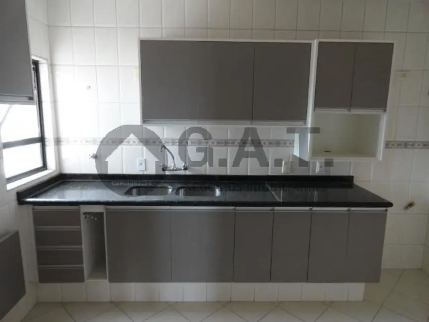 Apartamento com 3 quartos à venda, 109m2 em Centro, Sorocaba - SP - imagem 3 Foto 3 de Apartamento com 3 quartos à venda, 109m2 em Centro, Sorocaba - SP