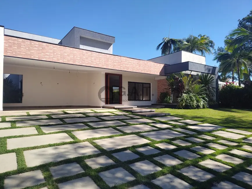 Foto 2 de Casa de Condomínio com 4 quartos à venda e para alugar, 454m2 em Aracoiaba Da Serra - SP
