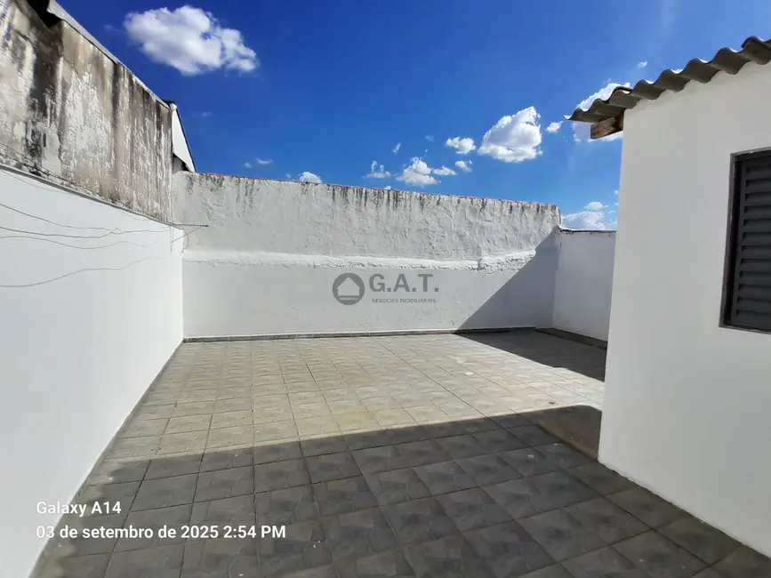 Foto 5 de Casa com 3 quartos para alugar, 120m2 em Jardim Leocádia, Sorocaba - SP