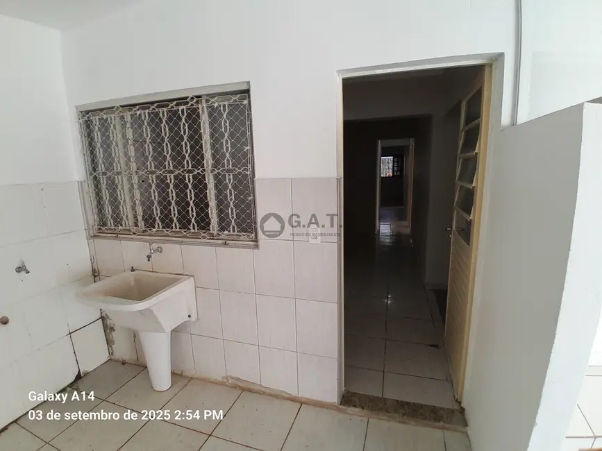 Foto 8 de Casa com 3 quartos para alugar, 120m2 em Jardim Leocádia, Sorocaba - SP