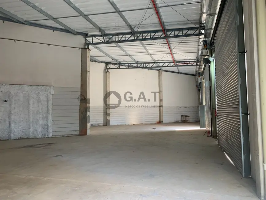 Armazém / Galpão para alugar, 741m2 em Jardim Piazza Di Roma II, Sorocaba - SP - imagem 3 Foto 3 de Armazém / Galpão para alugar, 741m2 em Jardim Piazza Di Roma II, Sorocaba - SP