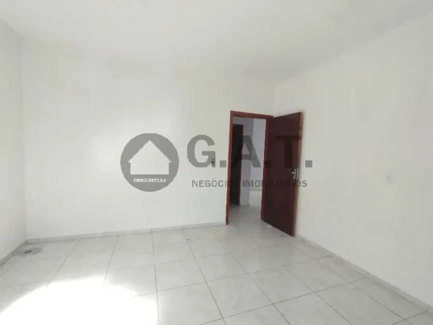 Casa com 3 quartos para alugar, 130m2 em Vila Barcelona, Sorocaba - SP - imagem 7 Foto 7 de Casa com 3 quartos para alugar, 130m2 em Vila Barcelona, Sorocaba - SP