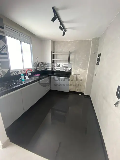 Foto 2 de Apartamento com 2 quartos à venda, 42m2 em Caguassu, Sorocaba - SP