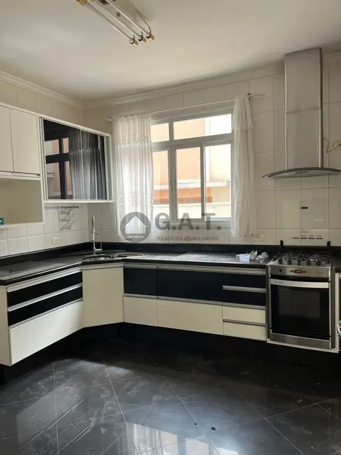 Foto 7 de Casa de Condomínio com 4 quartos para alugar, 300m2 em Parque Campolim, Sorocaba - SP