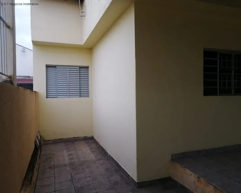 Casa com 3 quartos para alugar, 185m2 em Sorocaba - SP - imagem 5 Foto 5 de Casa com 3 quartos para alugar, 185m2 em Sorocaba - SP